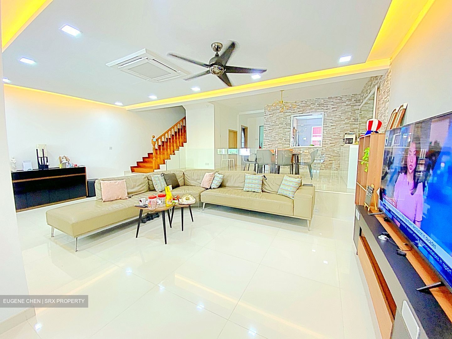 Paya Lebar Gardens (D19), Terrace #361697271